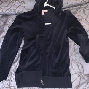 juicy couture velour sweatsuit— barely worn